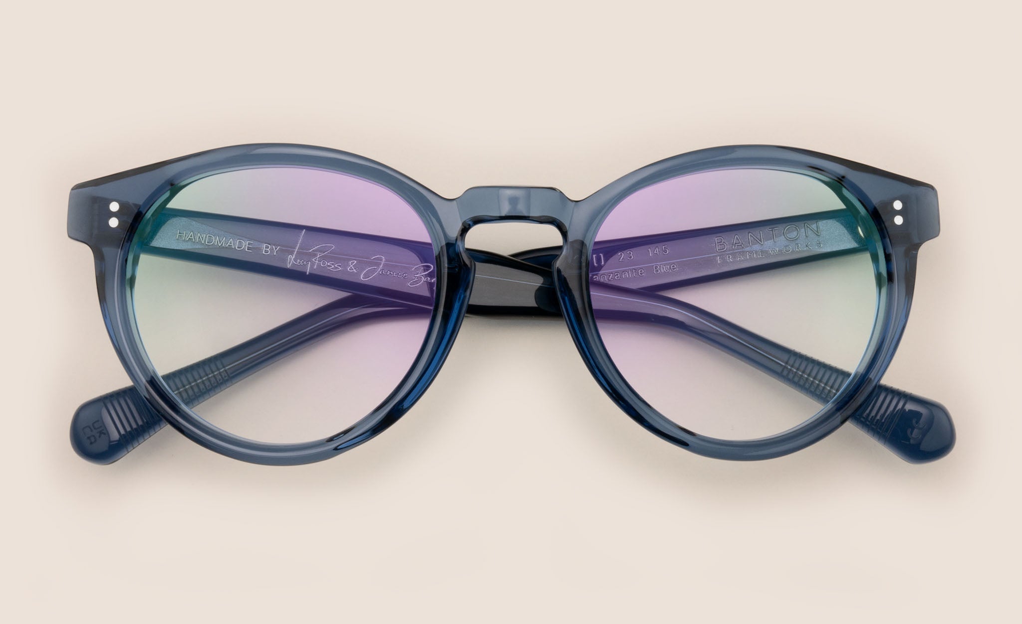 Circular blue spectacle frame